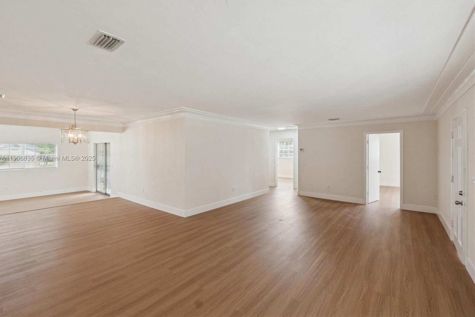 OAKLAND PARK - Residential