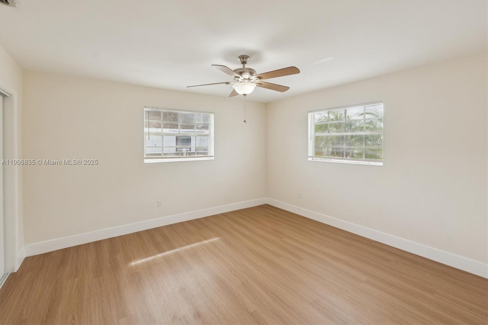 OAKLAND PARK - Residential