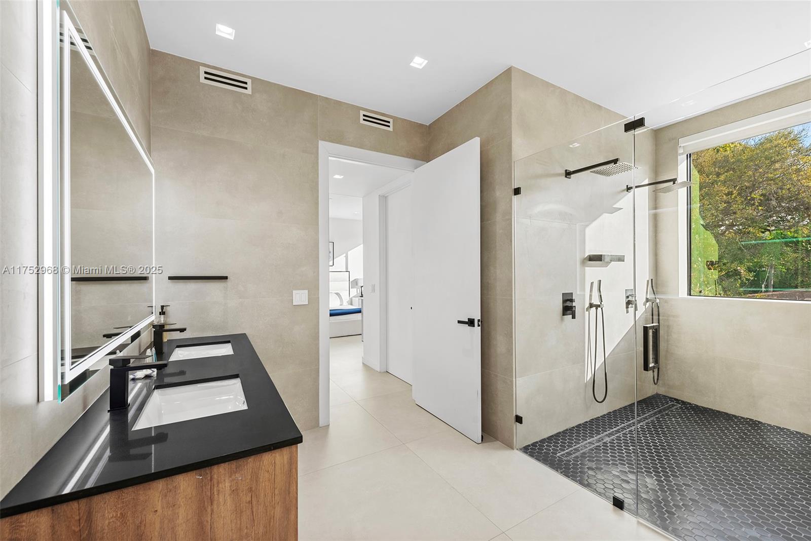 OJUS SUB - Residential Lease