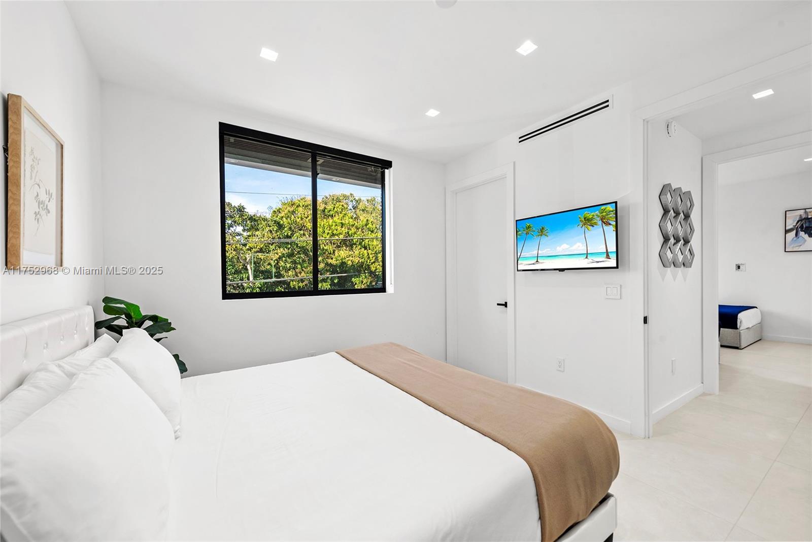 OJUS SUB - Residential Lease