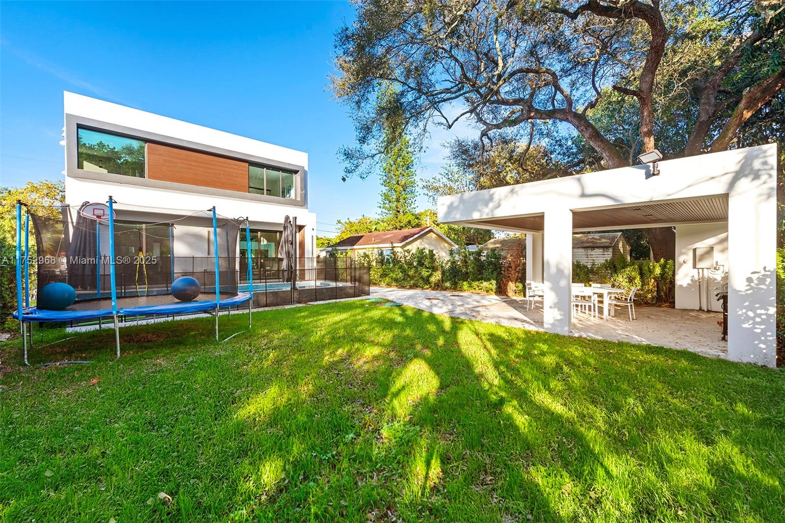 OJUS SUB - Residential Lease