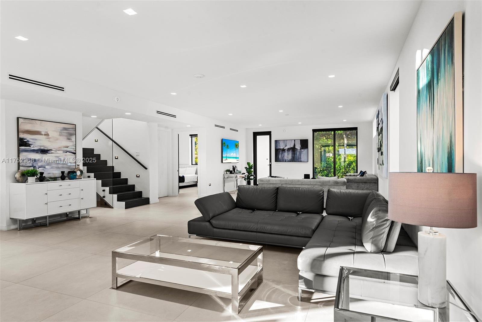 OJUS SUB - Residential Lease