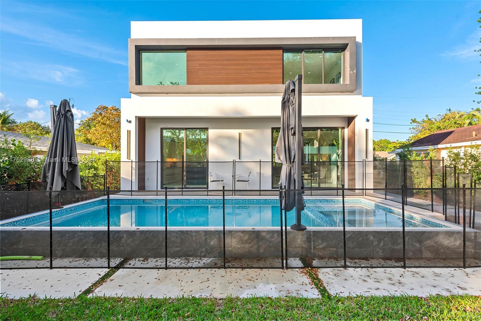 OJUS SUB - Residential Lease