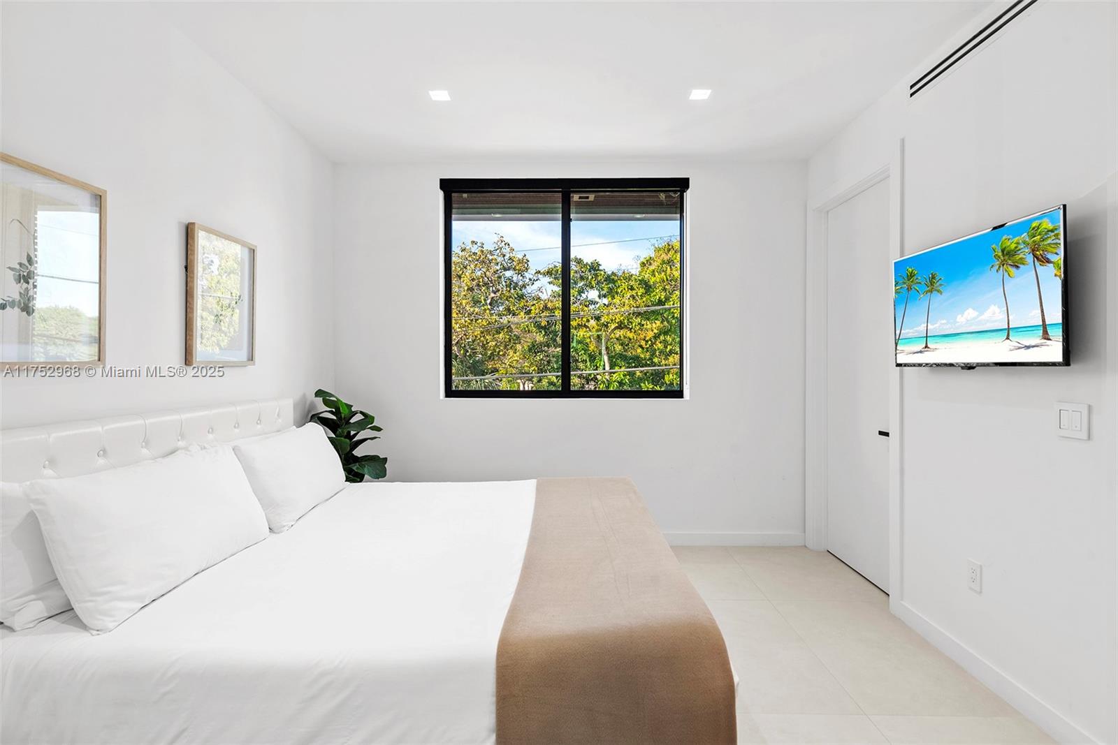 OJUS SUB - Residential Lease