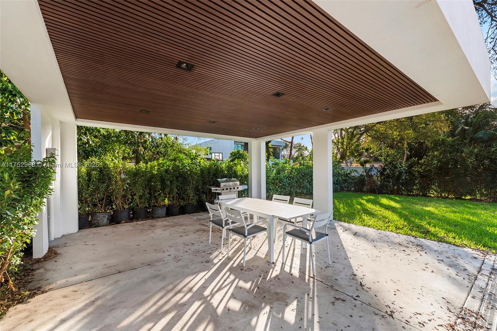 OJUS SUB - Residential Lease