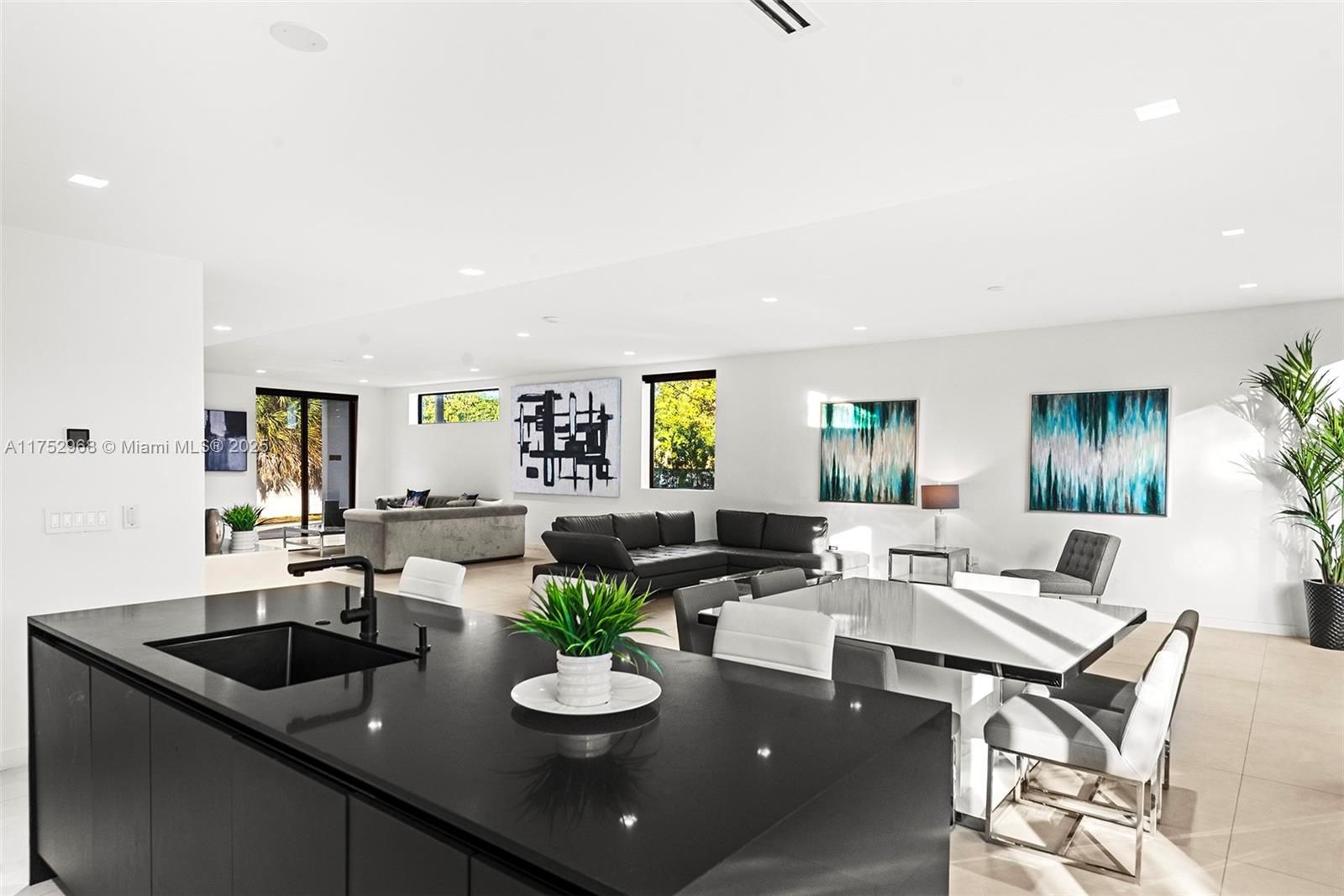 OJUS SUB - Residential Lease