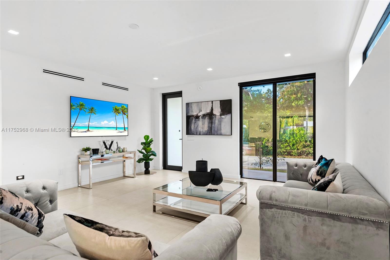 OJUS SUB - Residential Lease