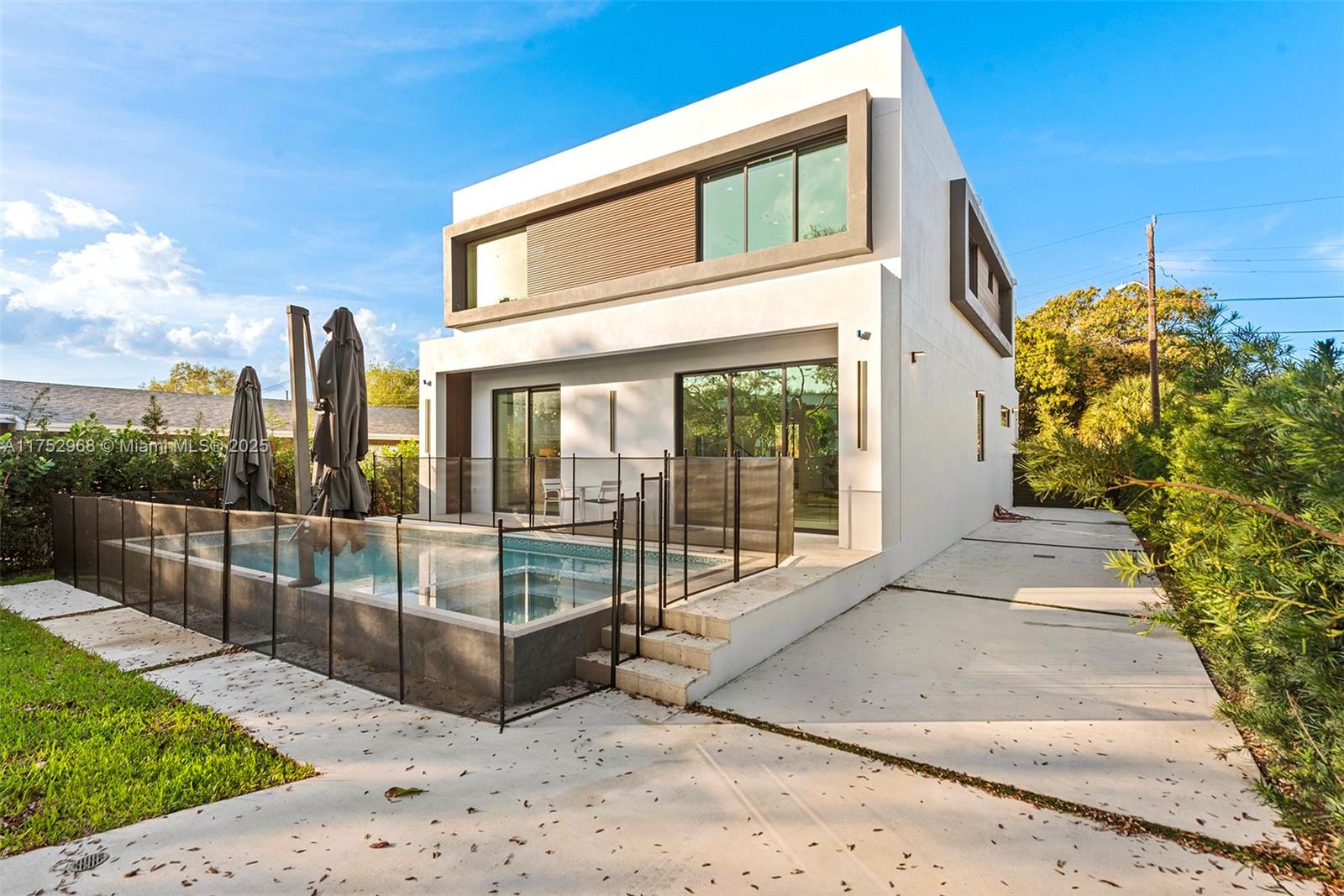 OJUS SUB - Residential Lease
