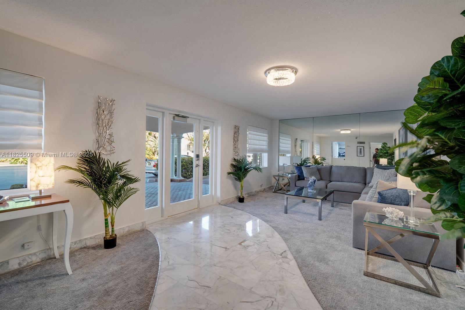 HILLSBORO WINDSOR CONDO - Residential