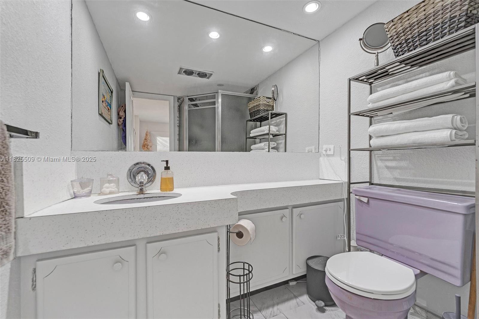 HILLSBORO WINDSOR CONDO - Residential