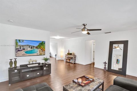 Single Family Residence in Sunrise FL 11631 29th St St 3.jpg