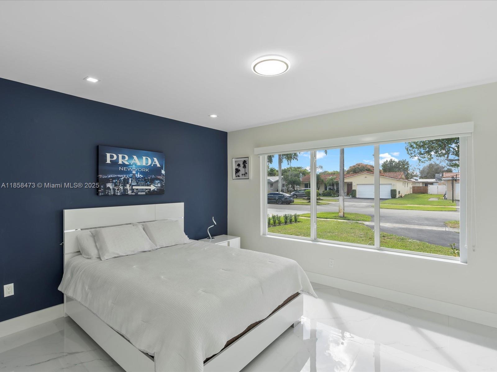 HOLLYWOOD HILLS 1965 - Residential