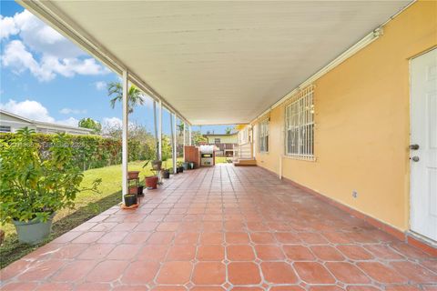 Tiny photo for 6895 SW 16th St, Miami, FL 33155 (MLS # A12001965)