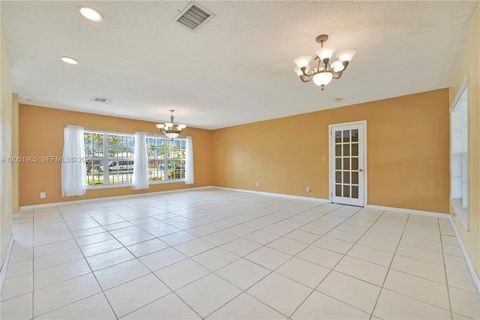 Tiny photo for 6895 SW 16th St, Miami, FL 33155 (MLS # A12001965)