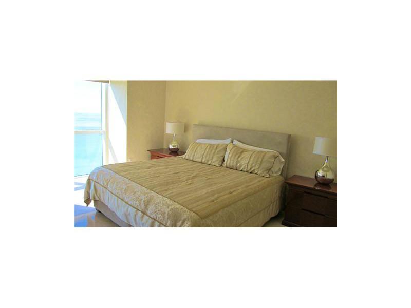 TRUMP PALACE CONDO - Residential Lease