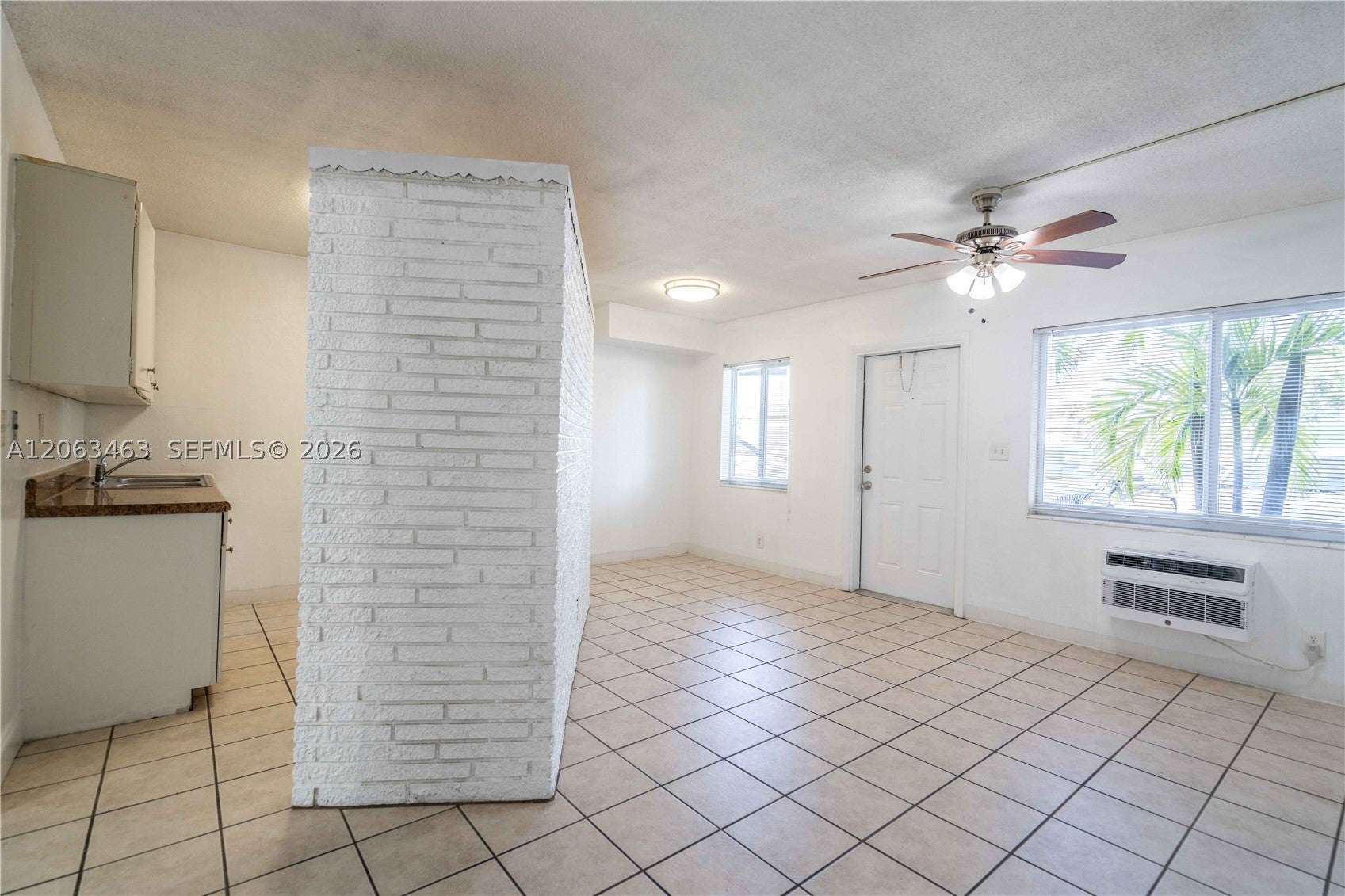 3049 NW 9th Ave 4