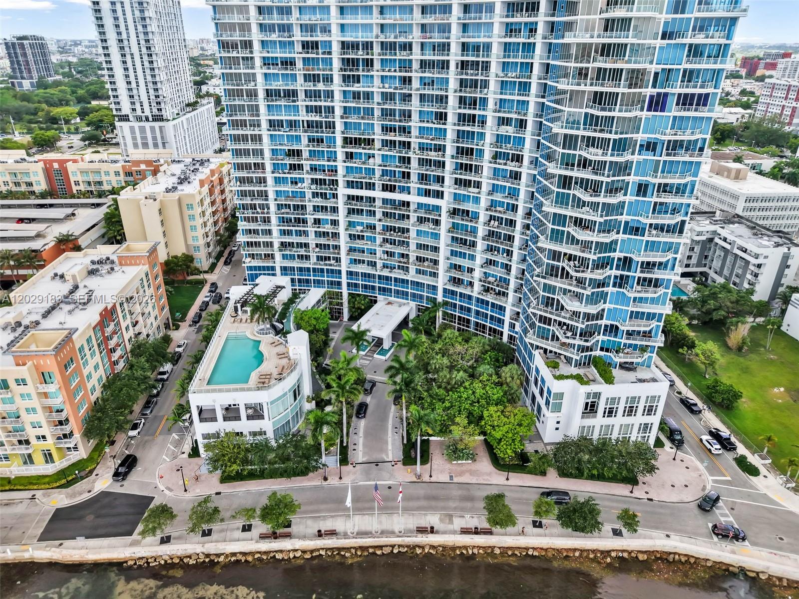 2020 N Bayshore Dr 2603