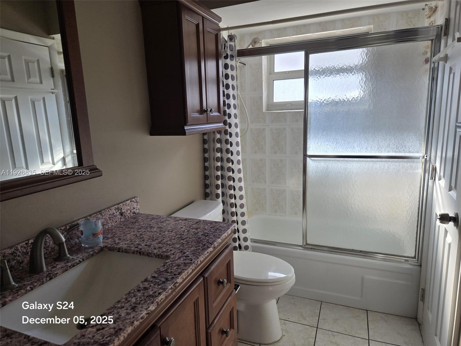 QUINSANA GARDENS CONDO - Residential Lease