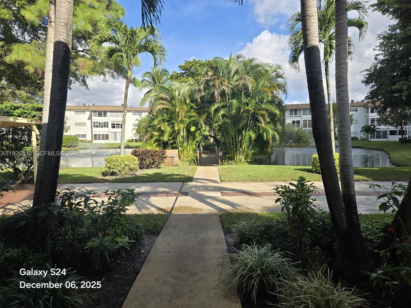 QUINSANA GARDENS CONDO - Residential Lease