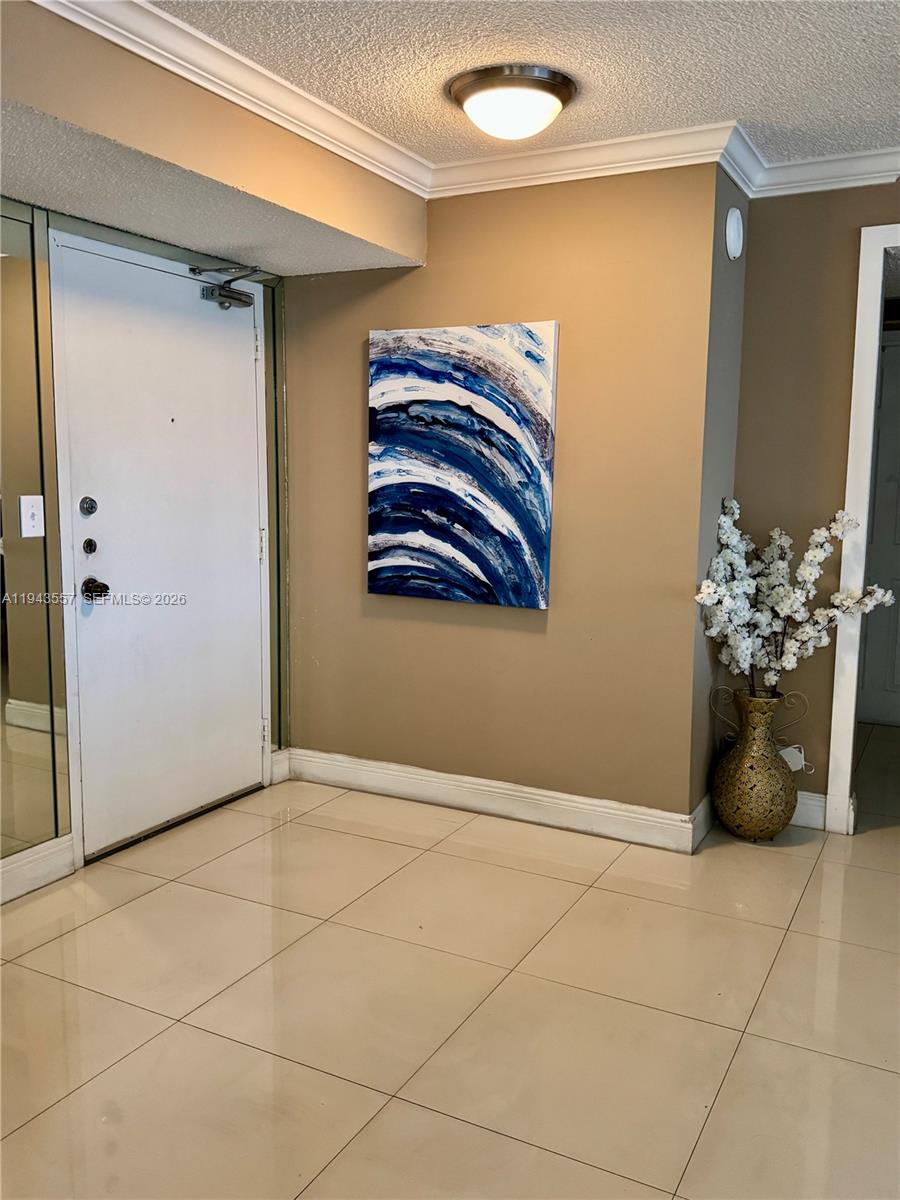 WINSTON TOWERS 500 CONDO - Residential