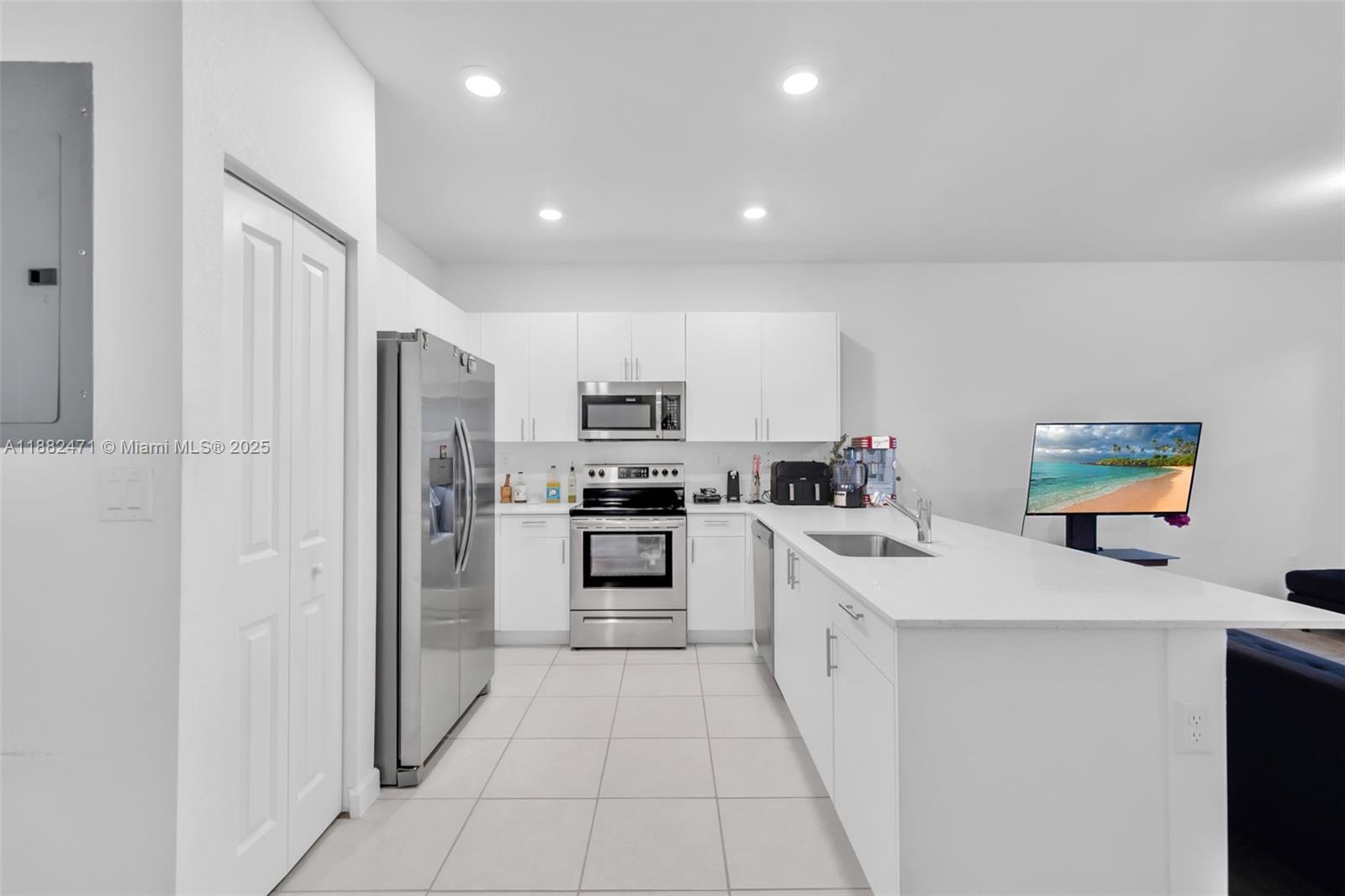 SIERRA RESERVE SOUTH - Residential