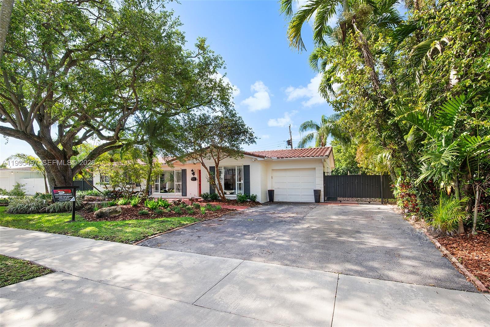 CYPRESS COVE ESTATES SEC - Residential