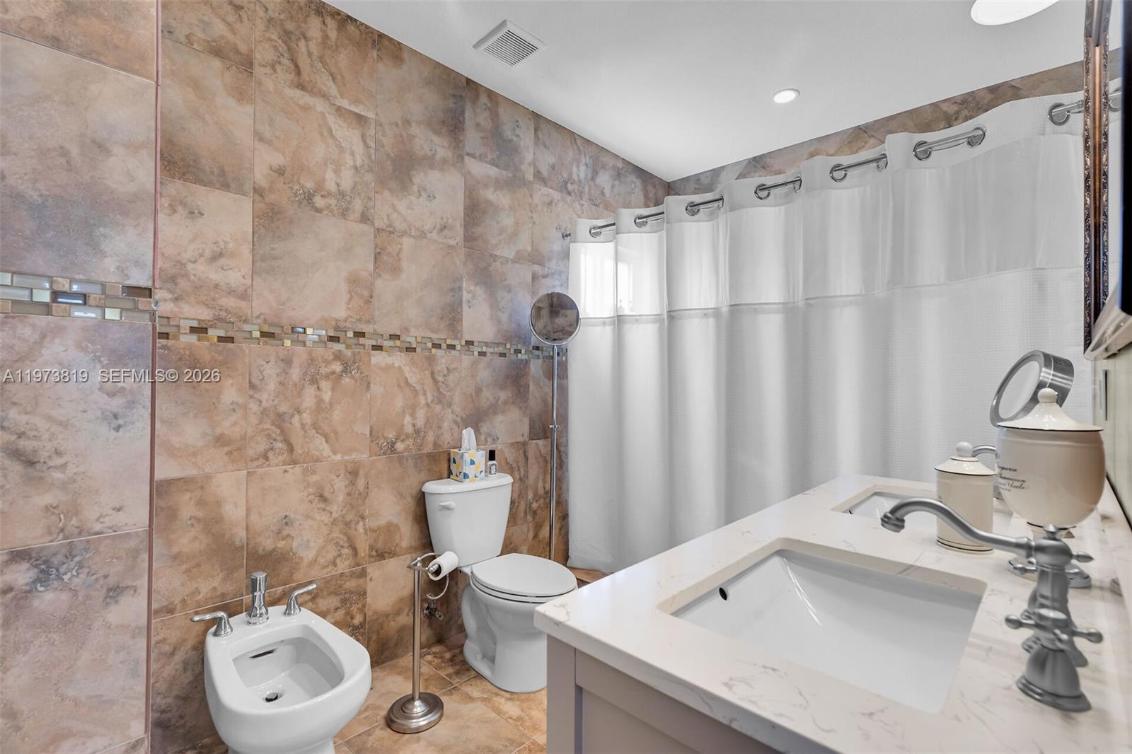 BLUE WATERS TR VILLAGE SE - Residential