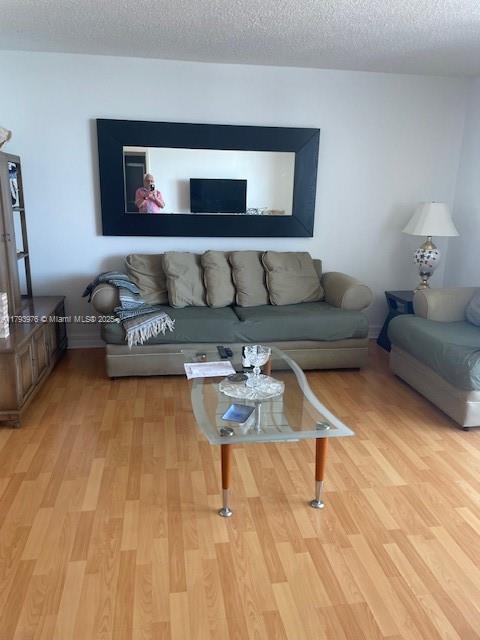 COMMODORE PLAZA CONDO - Residential