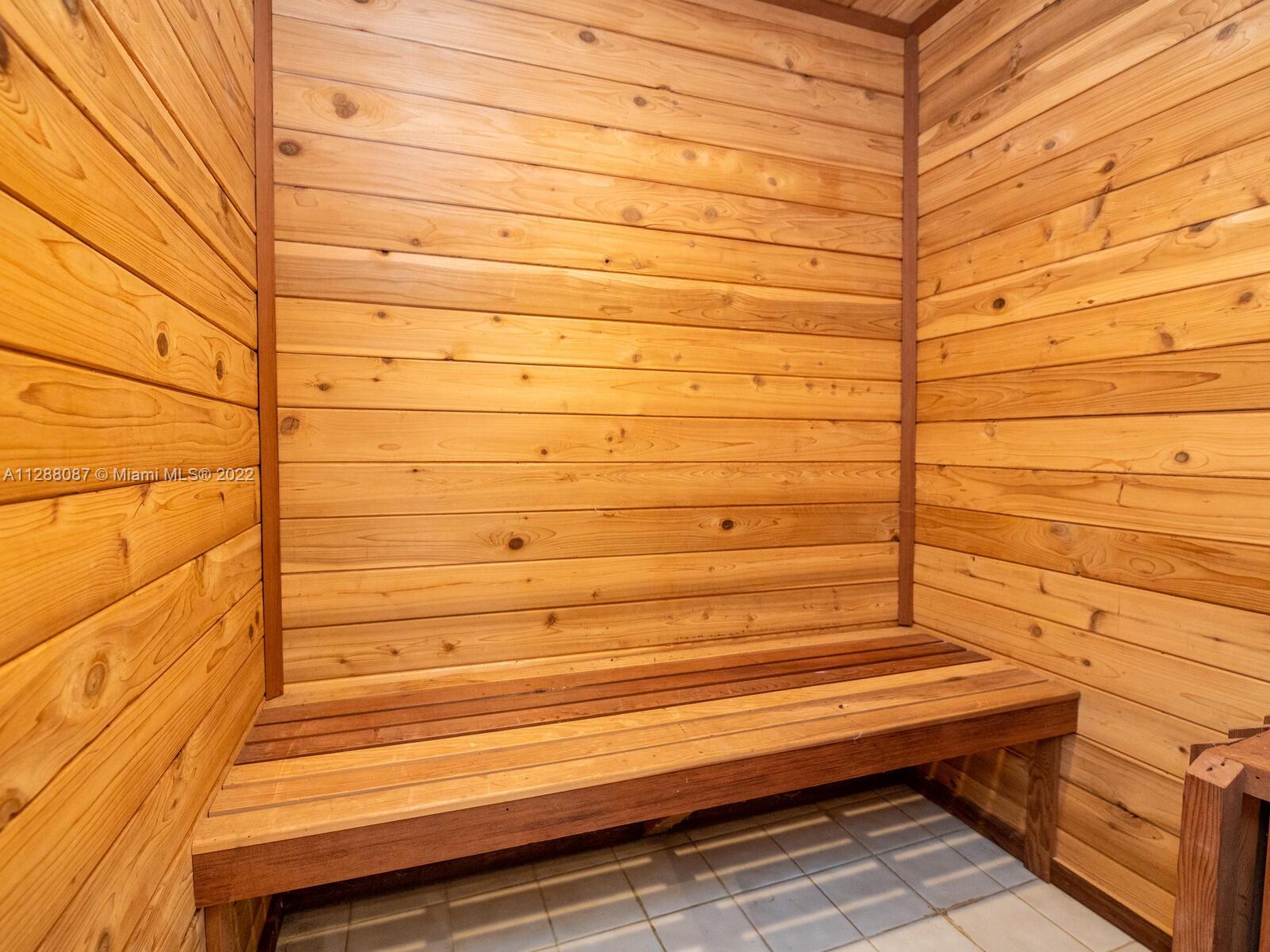 SHEAR GROVES - Residential