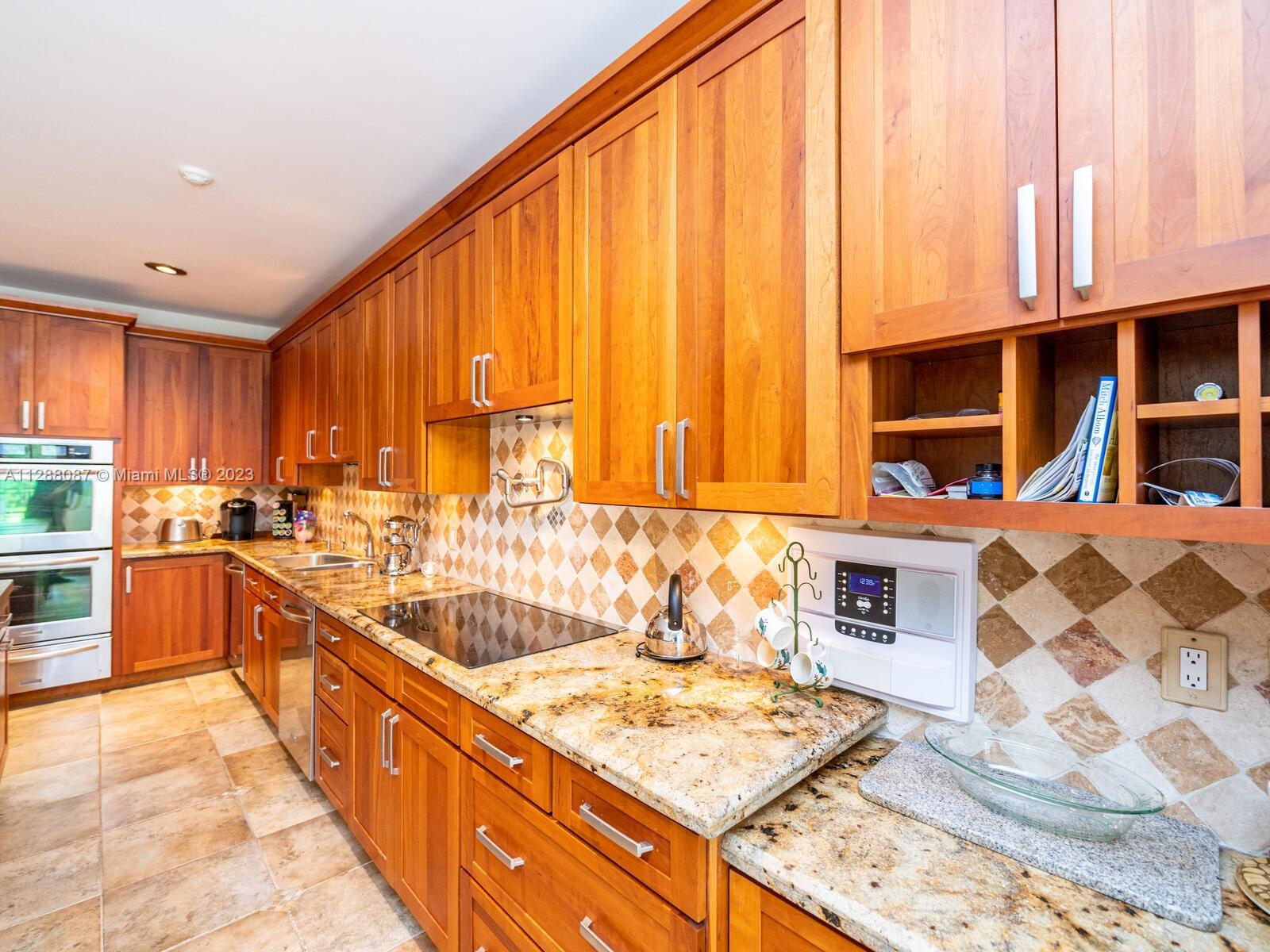 SHEAR GROVES - Residential