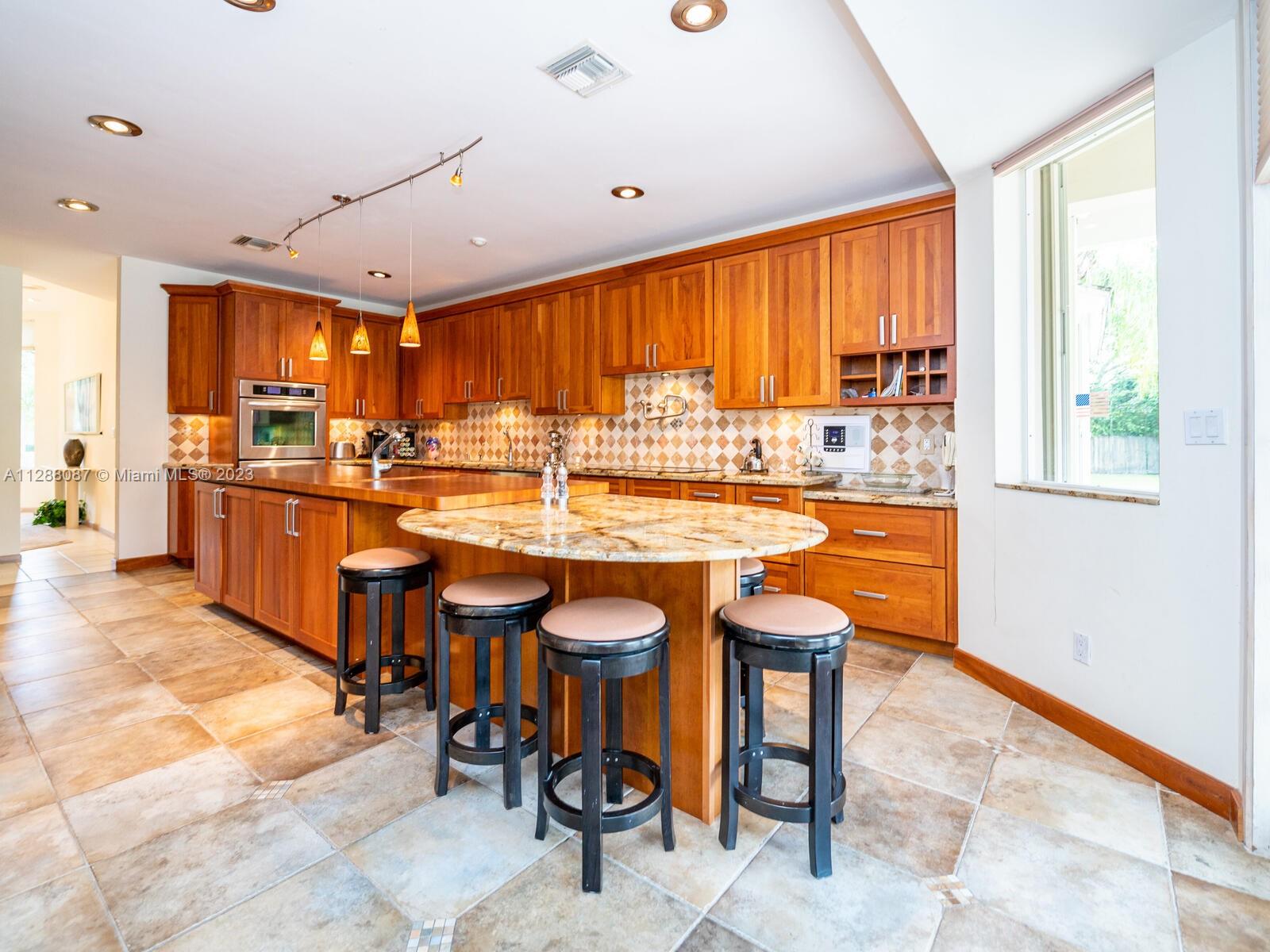 SHEAR GROVES - Residential