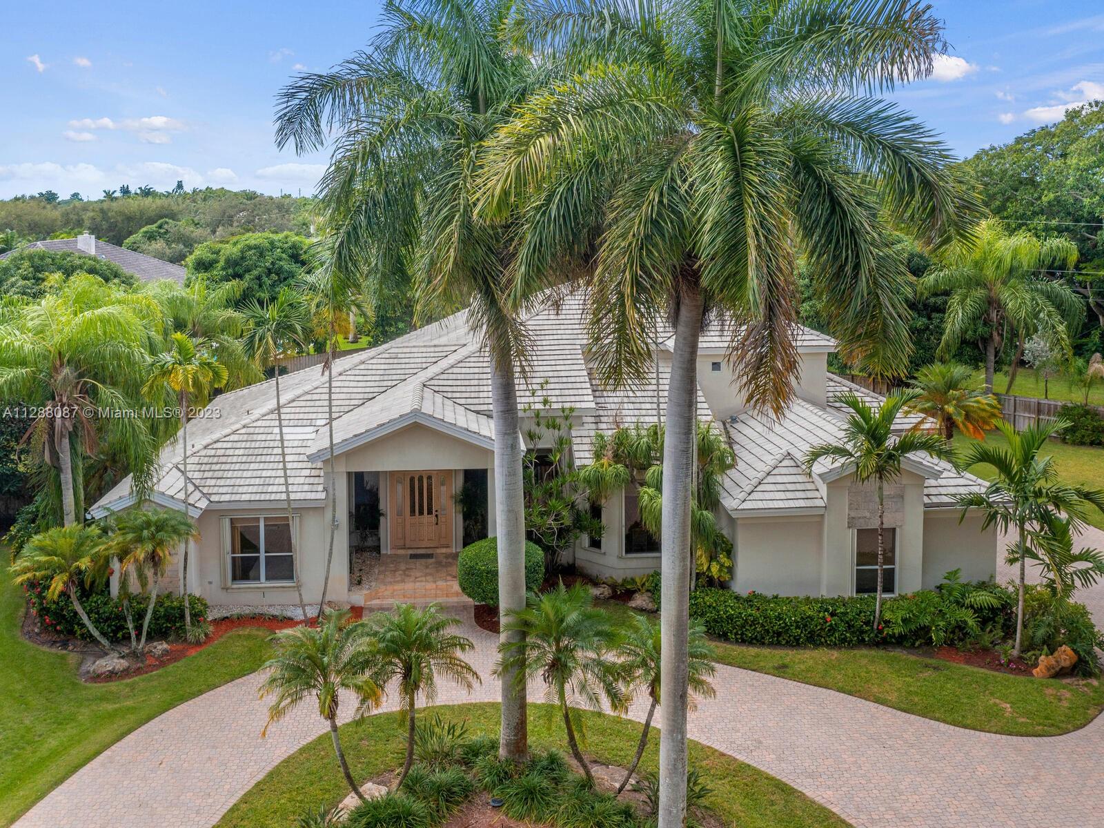 SHEAR GROVES - Residential