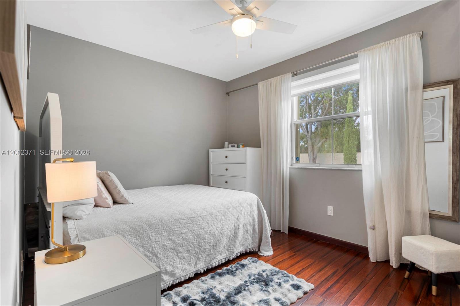 PARK LAKES - Residential