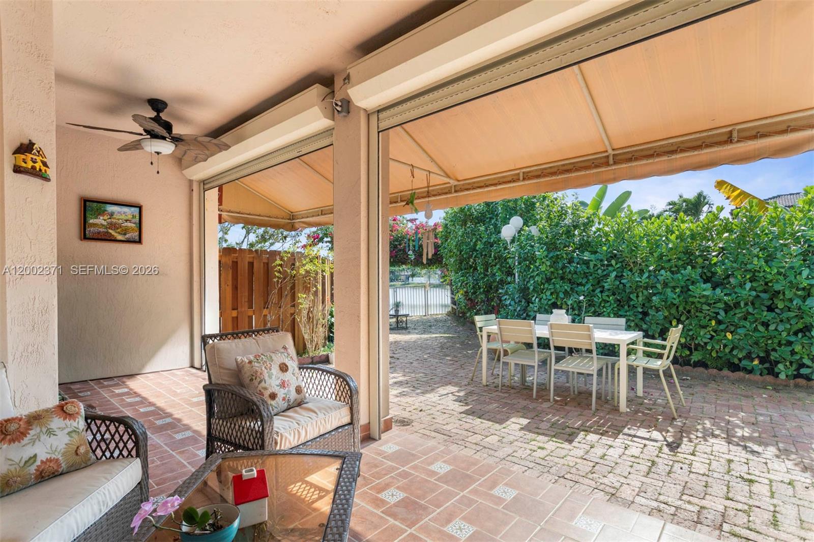 PARK LAKES - Residential