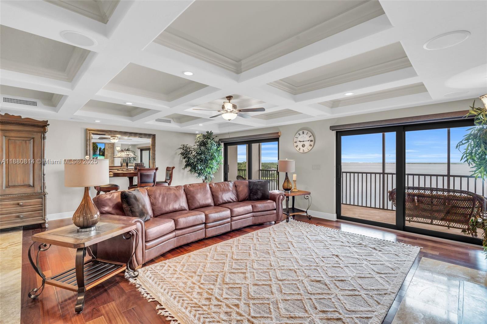 POINTE ROYALE - Residential