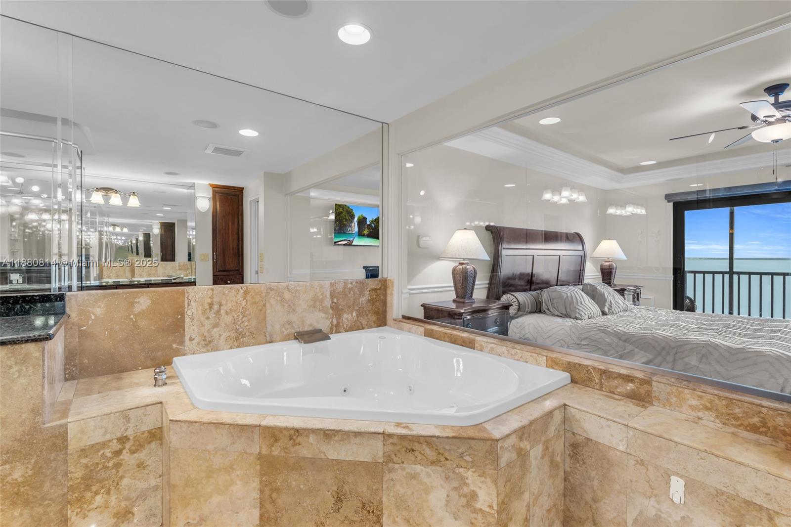 POINTE ROYALE - Residential