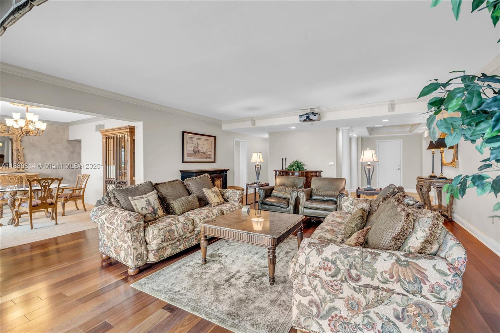 POINTE ROYALE - Residential