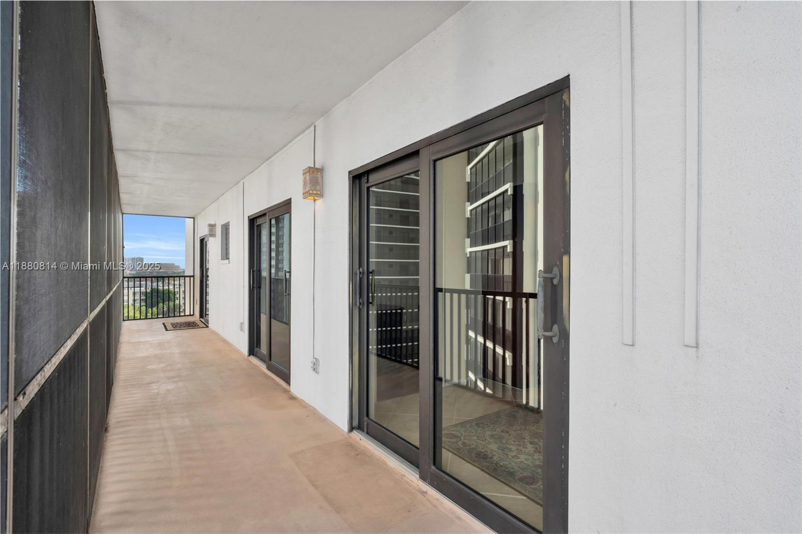 POINTE ROYALE - Residential
