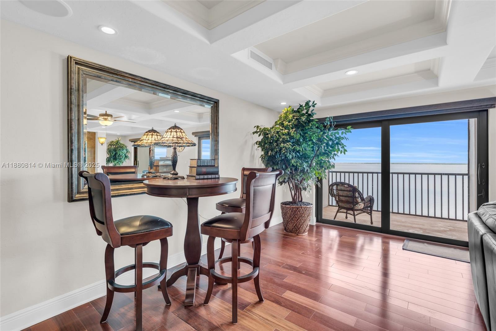 POINTE ROYALE - Residential