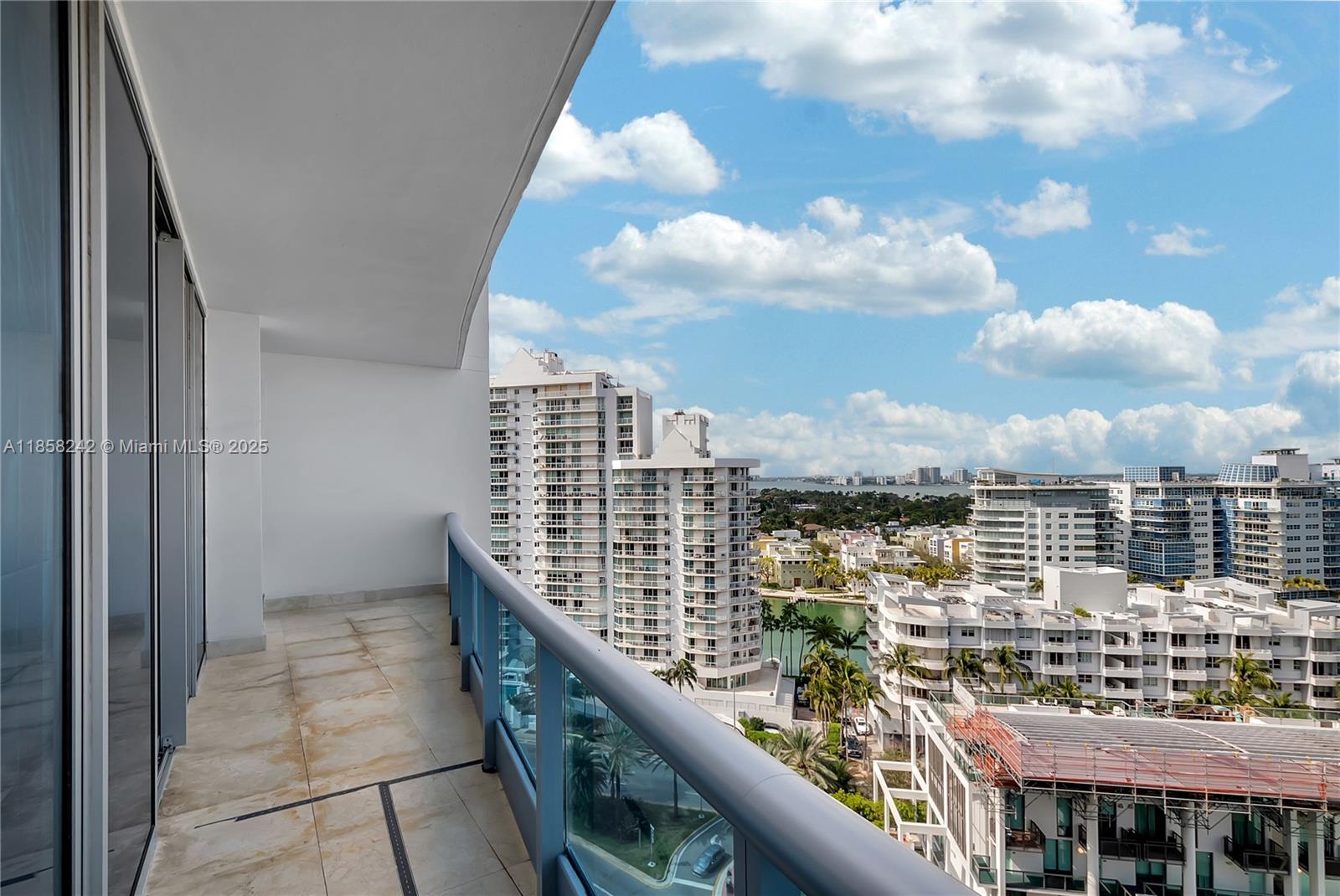 RESIDENCES - THE BATH CLUB - Residential