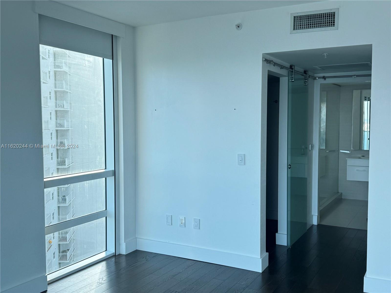 THE EMERALD AT BRICKELL C - Residential