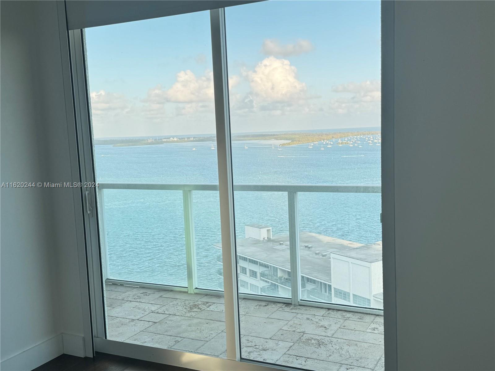 THE EMERALD AT BRICKELL C - Residential
