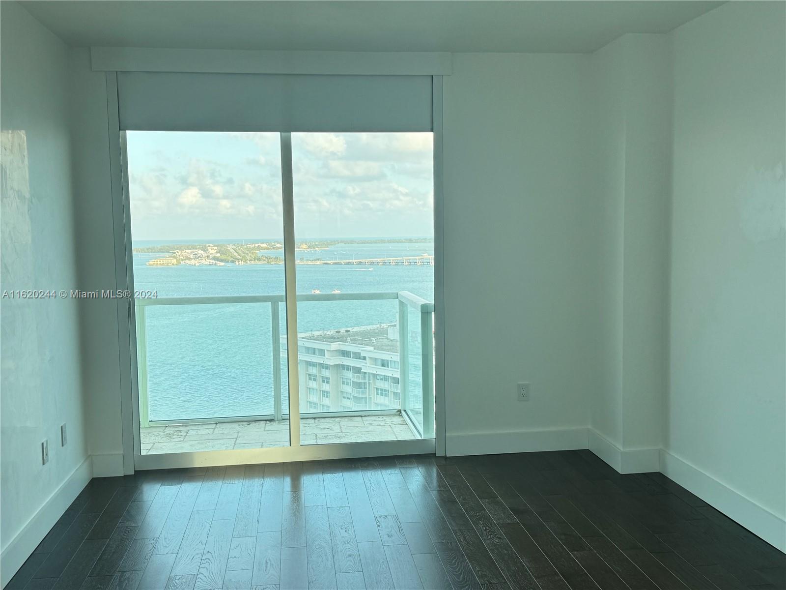 THE EMERALD AT BRICKELL C - Residential
