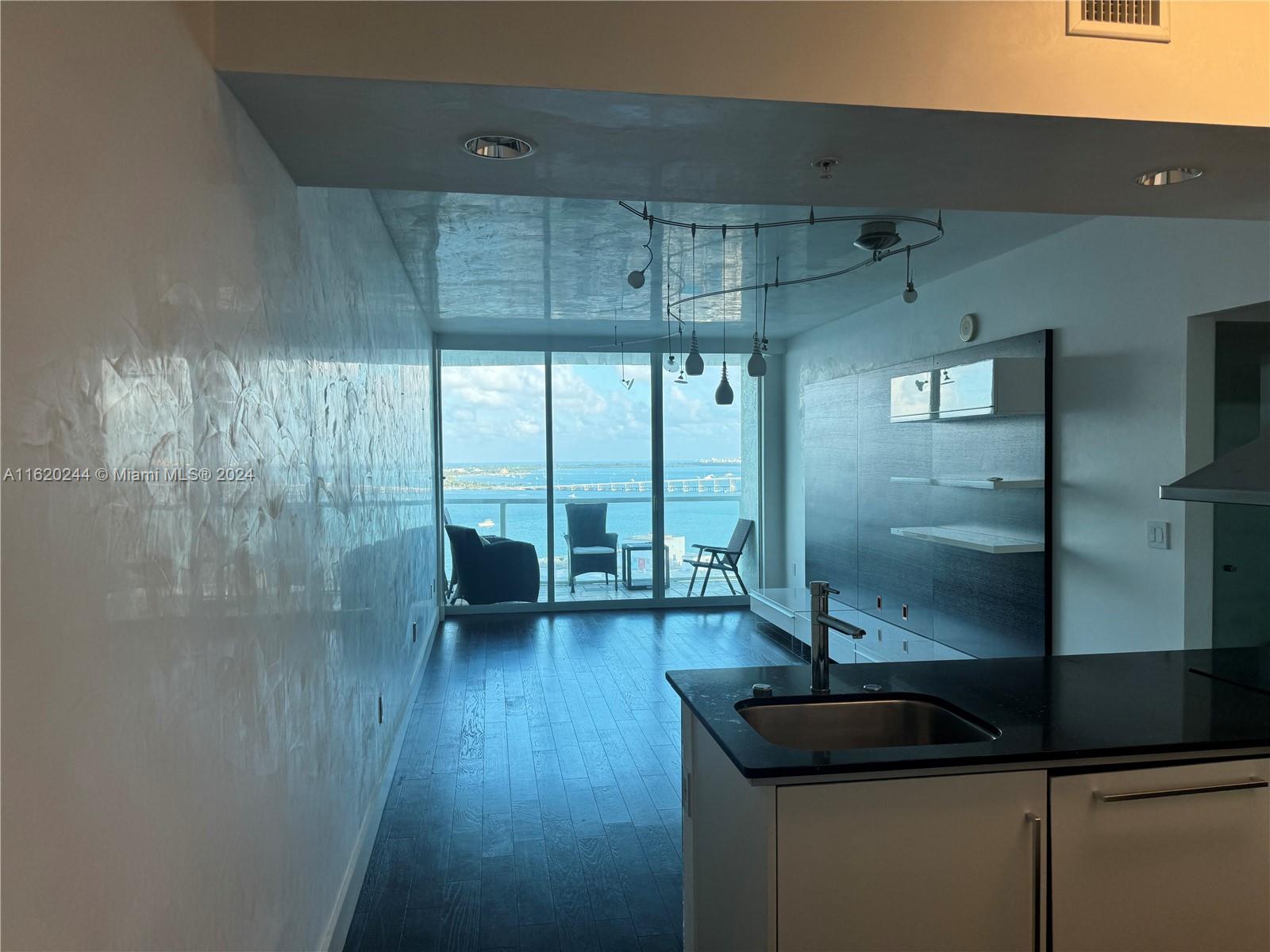THE EMERALD AT BRICKELL C - Residential