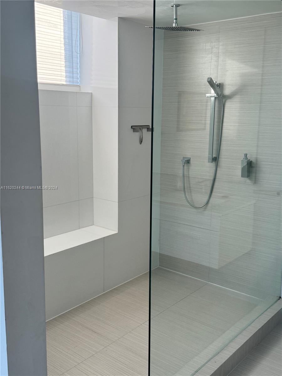 THE EMERALD AT BRICKELL C - Residential