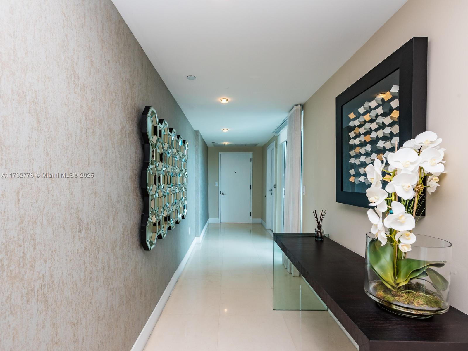 520 West Ave 1401