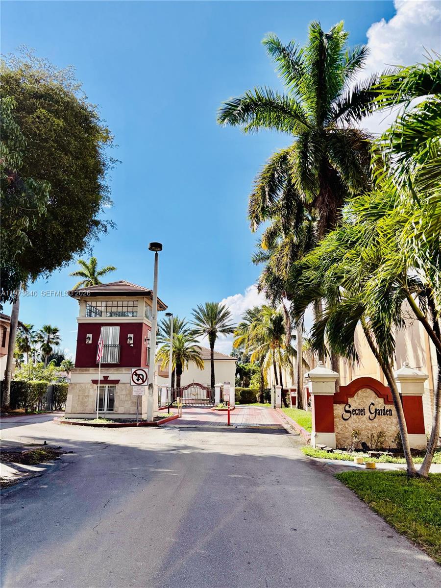 SECRET GARDEN CONDO - Residential