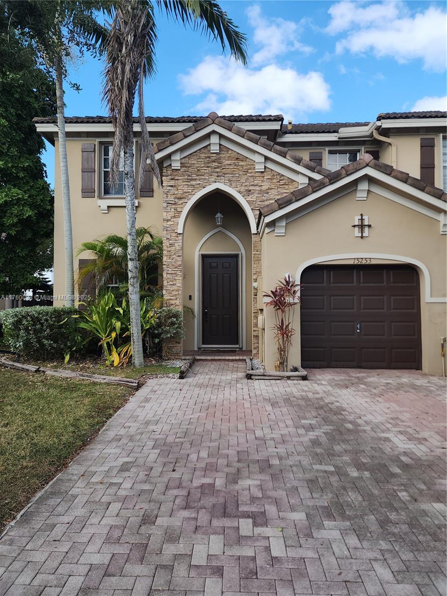 15253 SW 8th Way