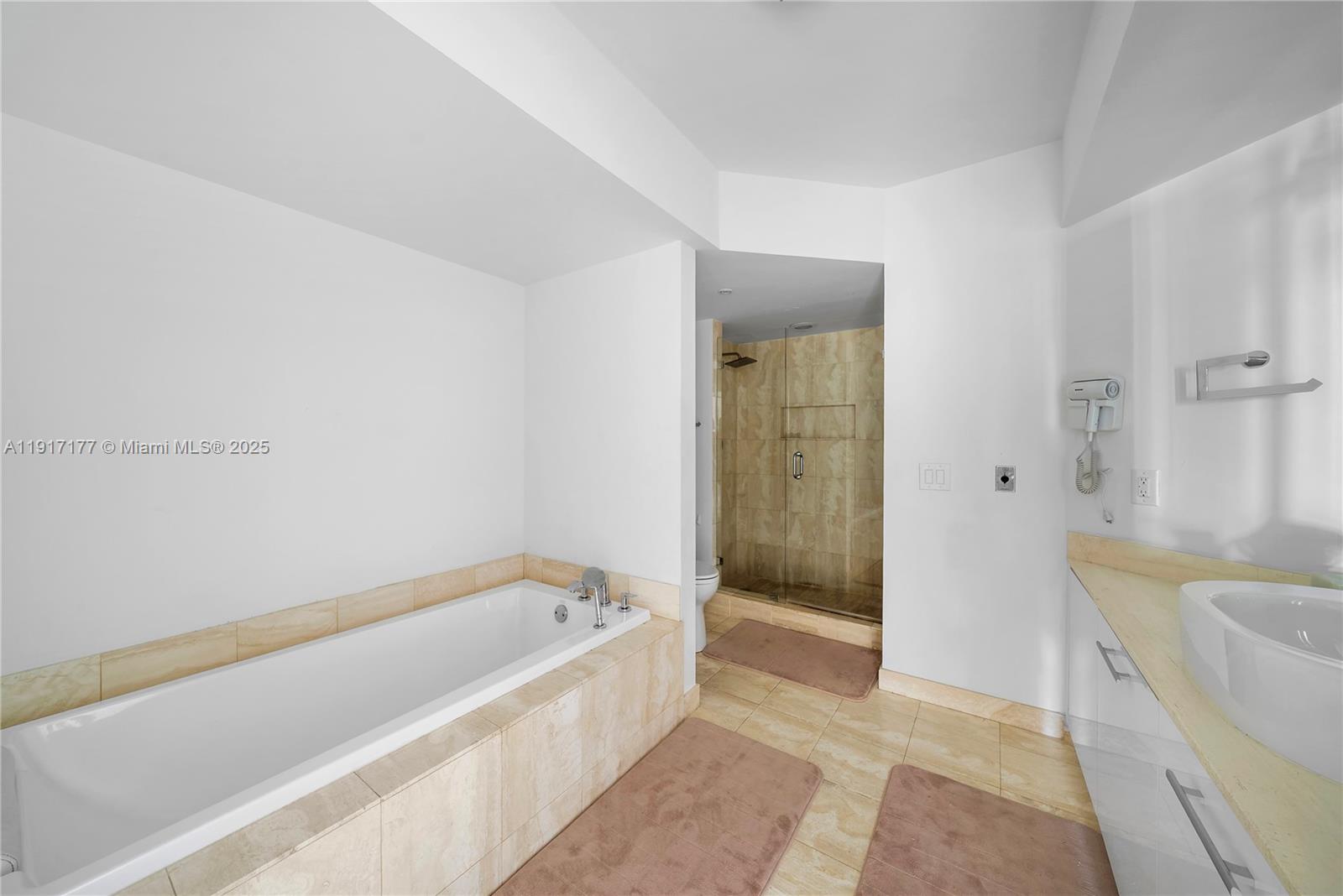 1000 ISL BLVD WILLIAMS IS - Residential Lease