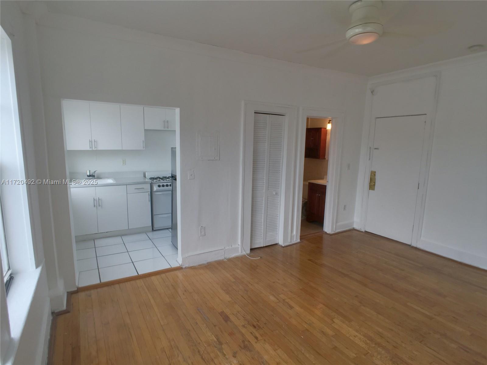 MONTERREY CONDO - Residential Lease